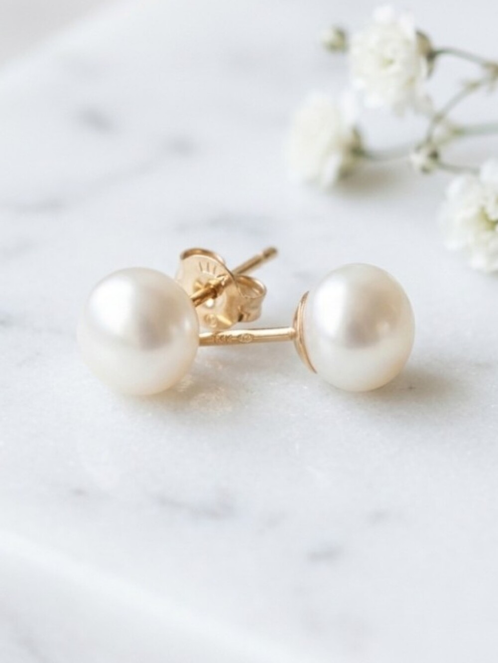 Vintage 14K Solid Yellow Gold Cultured Pearl Stud Earrings - Signed JCM